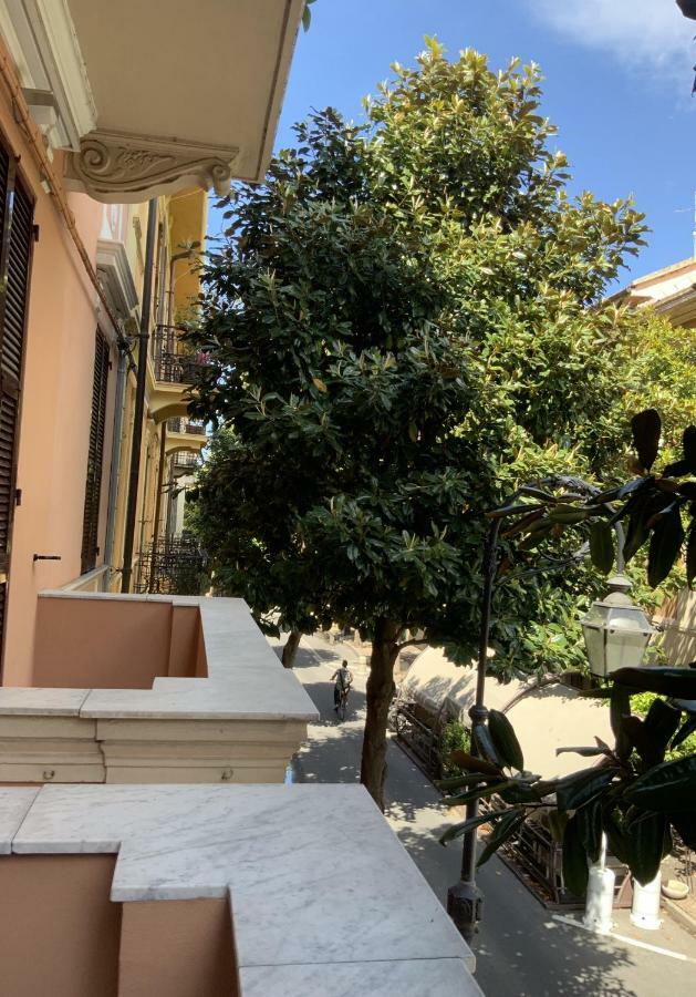 Ricaroka Hotel Albenga Exterior foto